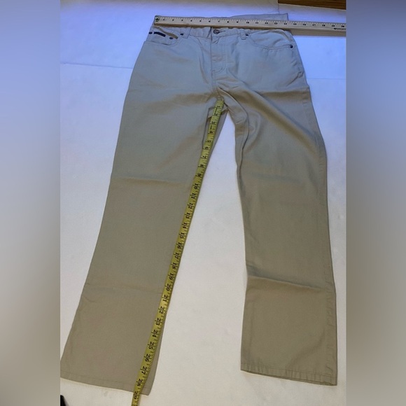 Calvin Klein khaki jeans. Straight leg, midrise. Size 9 - Picture 5 of 8